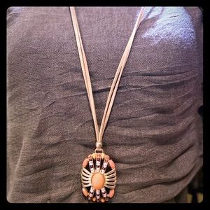 📿 Long coral colored Pendant necklace 📿